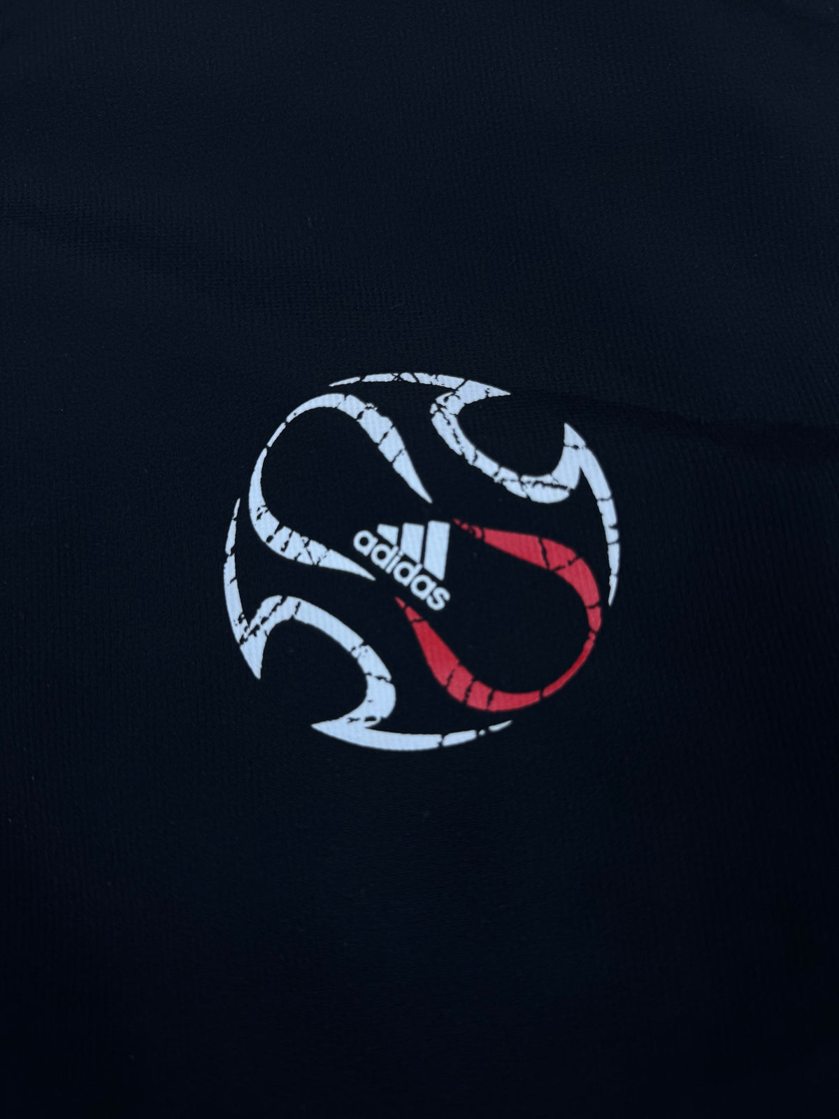 vintage Adidas windbreaker {M}