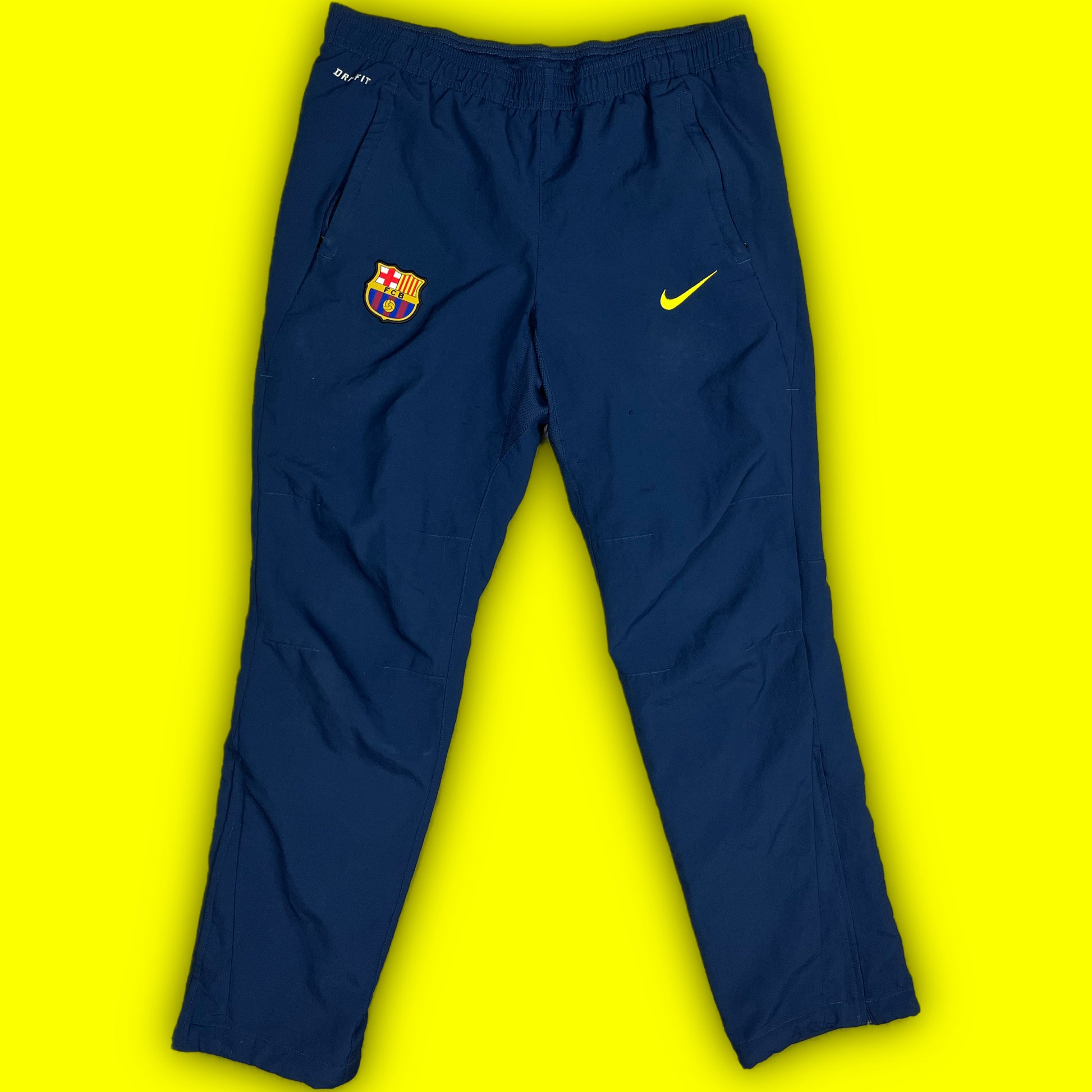 vintage Nike Fc Barcelona trackpants {S}