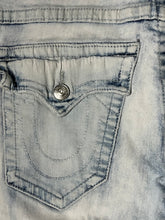 Cargar imagen en el visor de la galería, vintage True Religion jeans {L}
