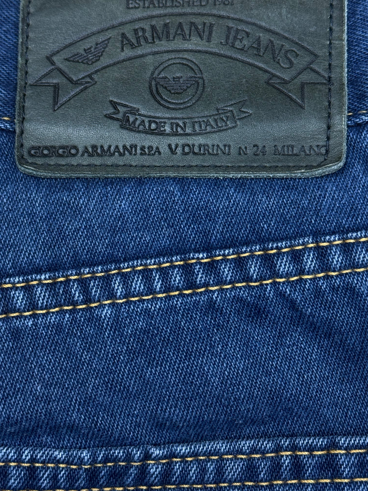 vintage Armani jeans {S}