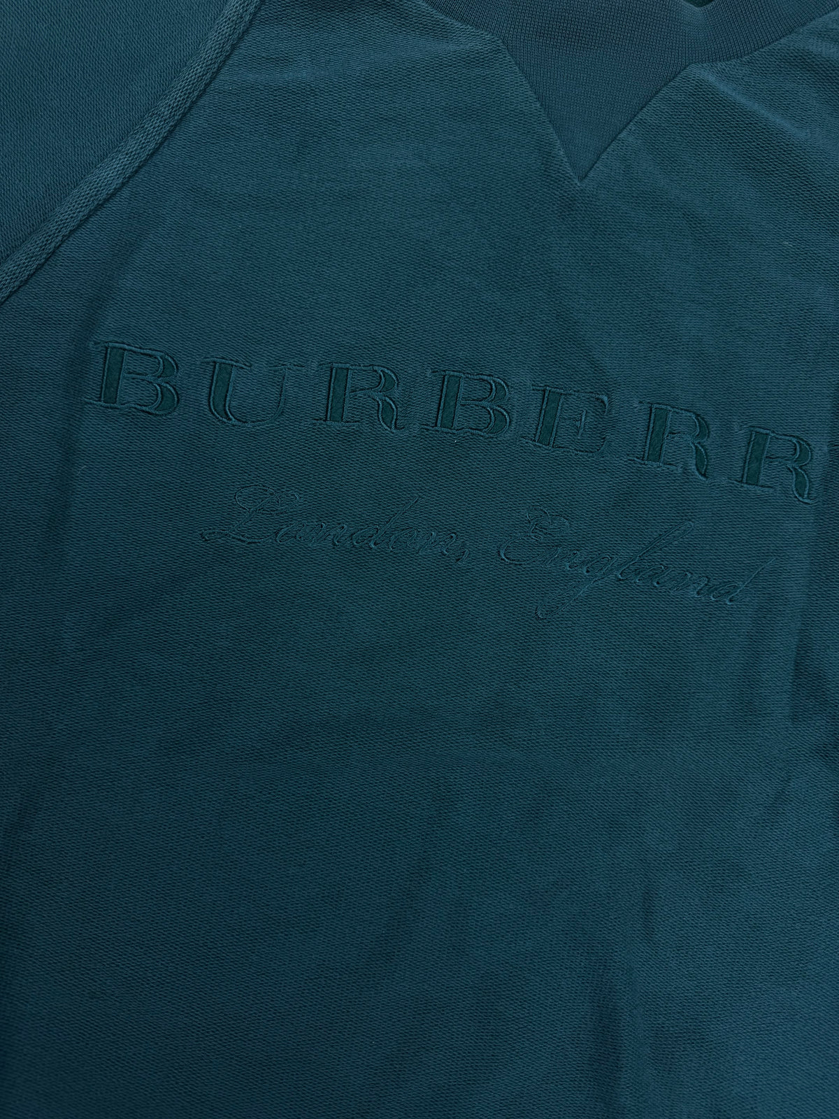 vintage Burberry sweater {M}