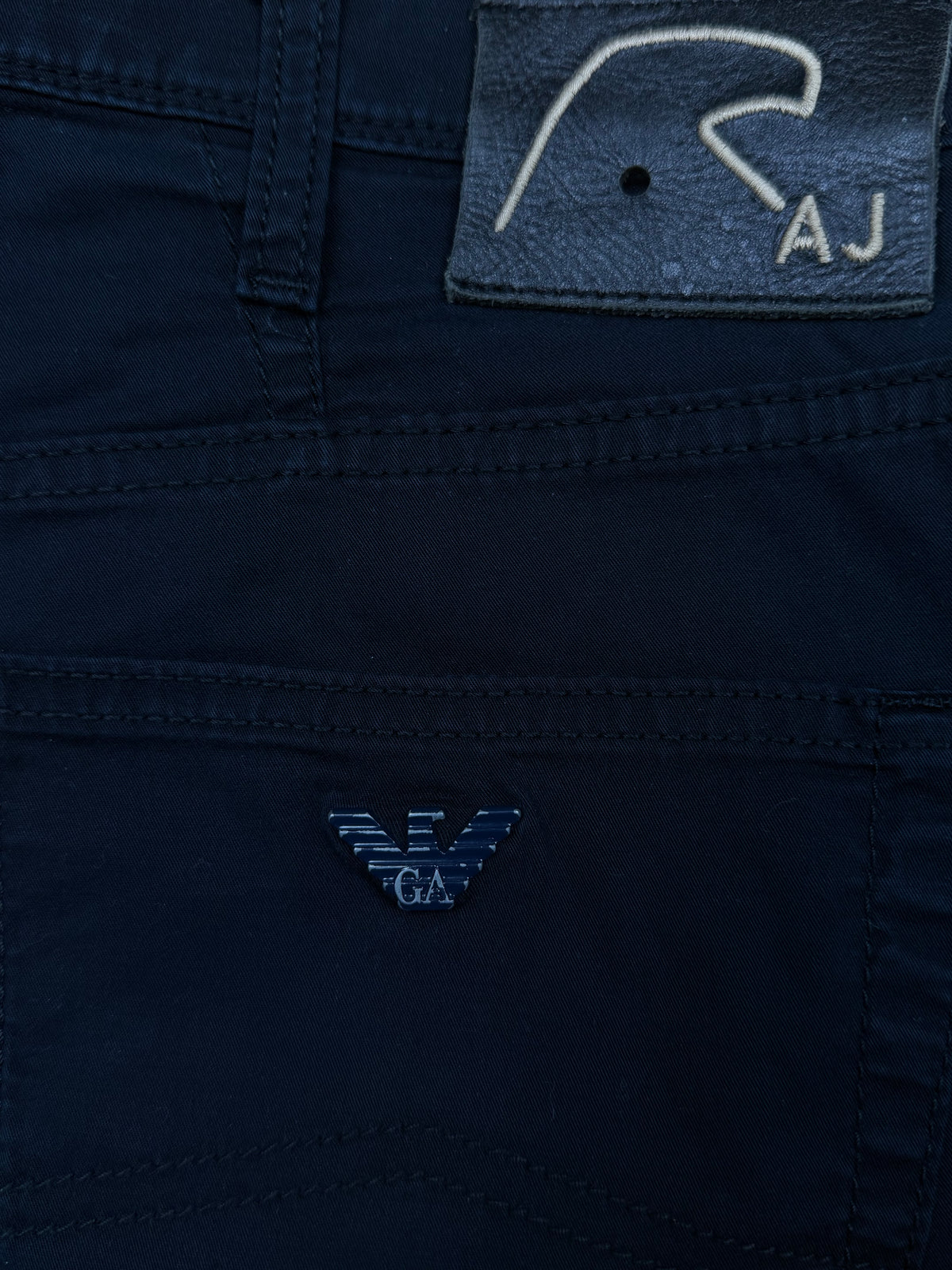 vintage Armani jeans {M}