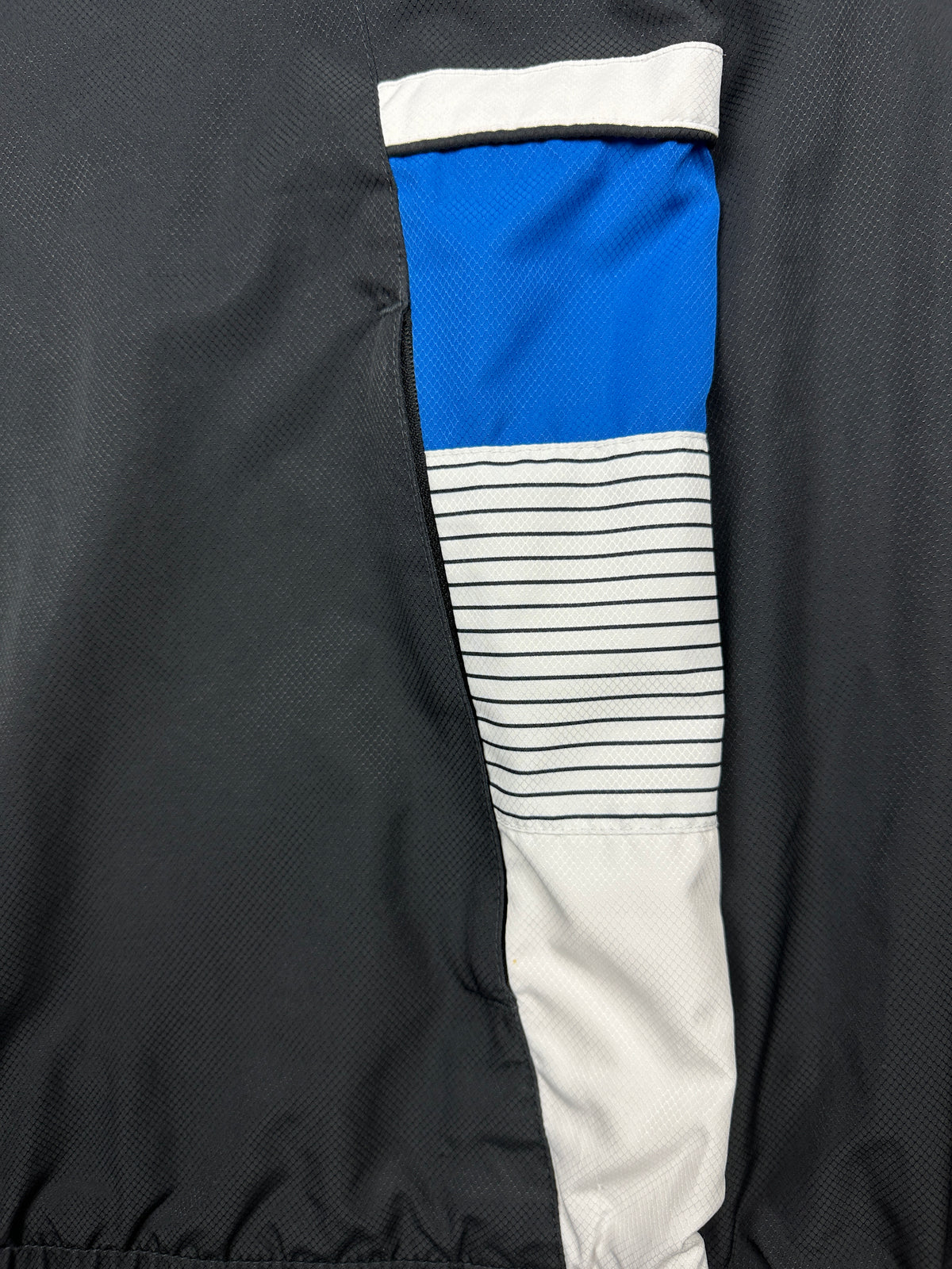 vintage Lacoste windbreaker {M}
