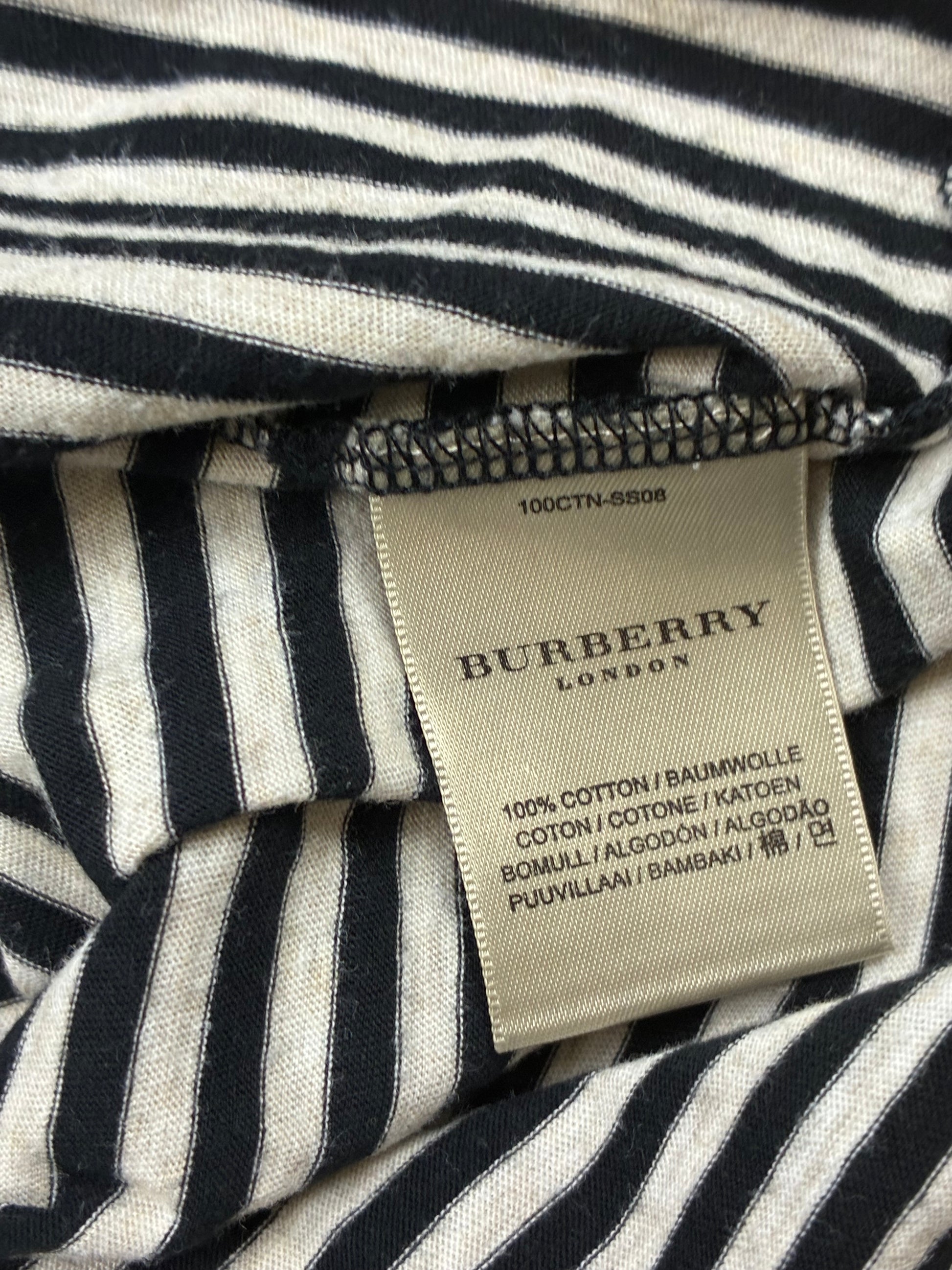 vintage Burberry t-shirt {XL}