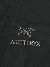 Carregar imagem no visualizador da galeria, vintage Arcteryx windbreaker {M}

