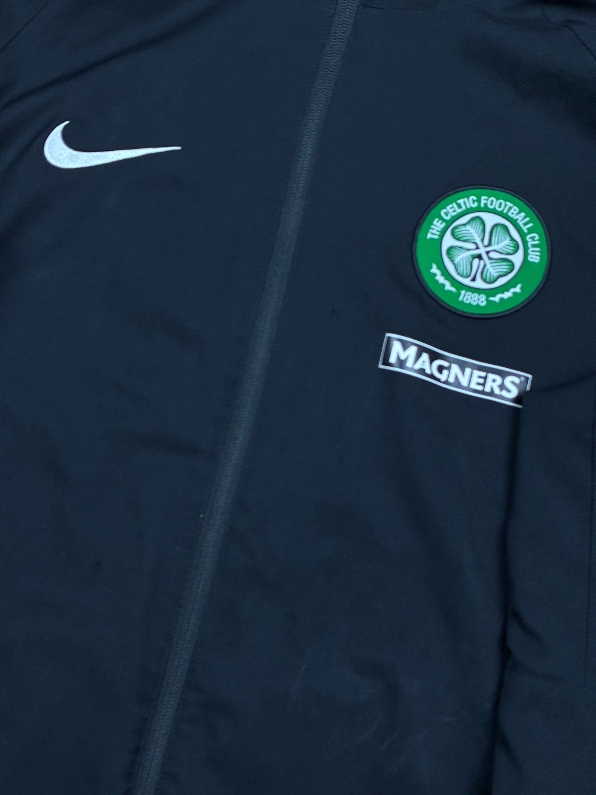 vintage Nike Fc Celtic windbreaker {L}