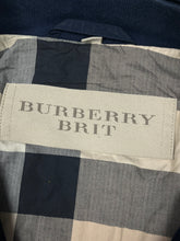 Load image into Gallery viewer, vintage Burberry windbreaker {S}
