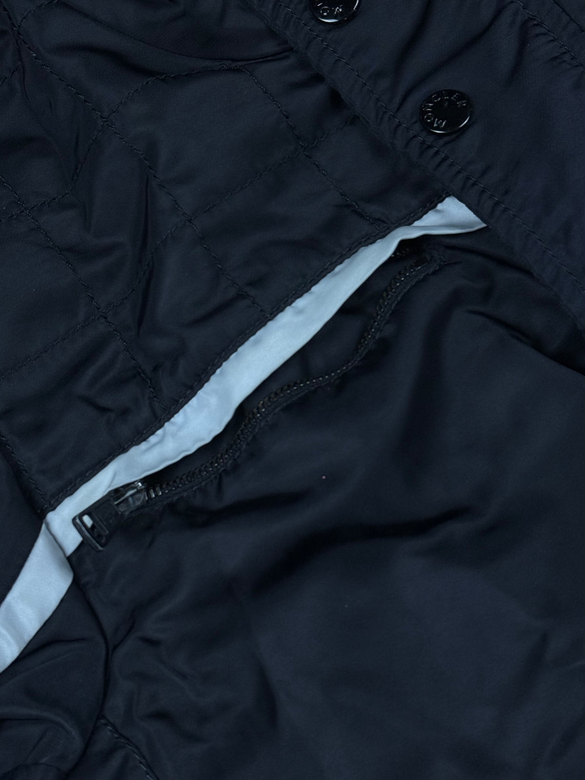 vintage Moncler bomber {S}