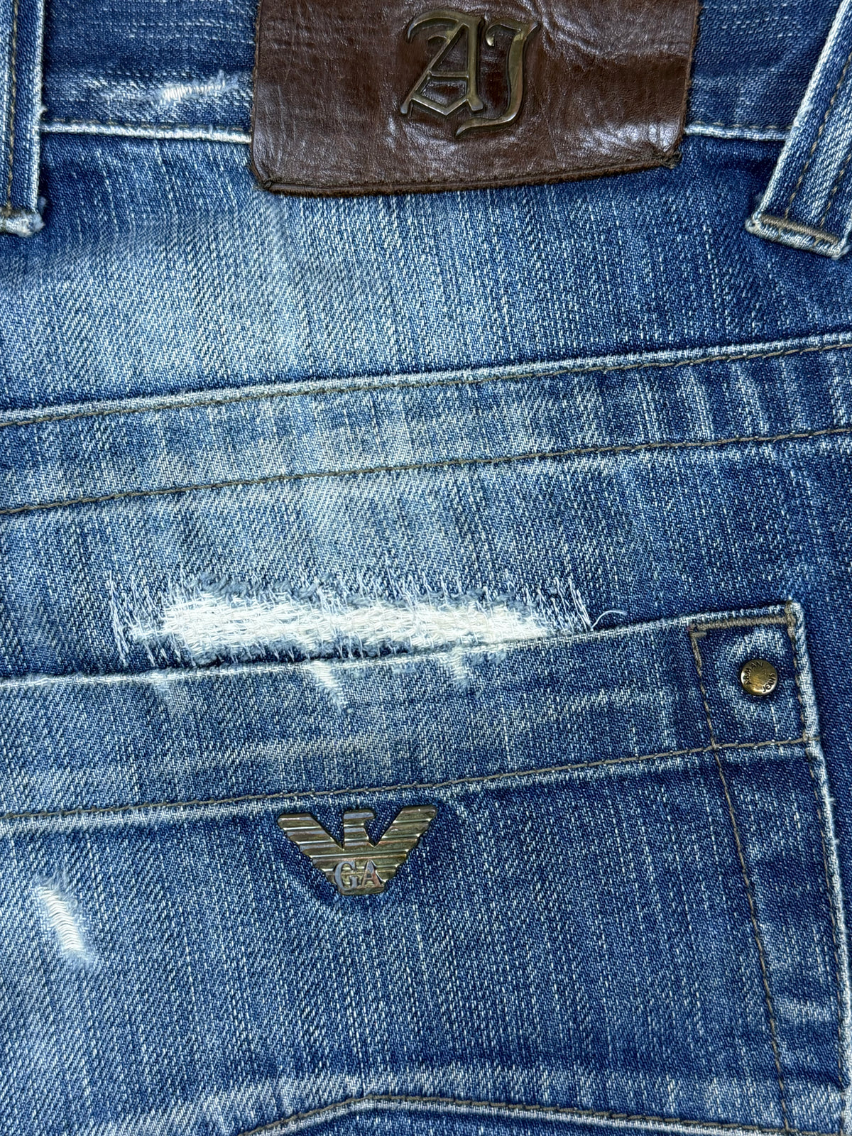 vintage Armani jeans {L}