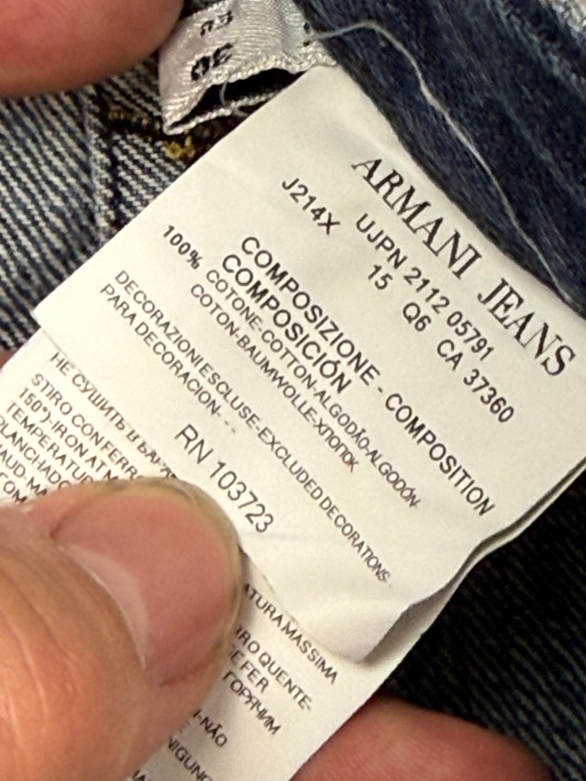 vintage Armani jeans {S}