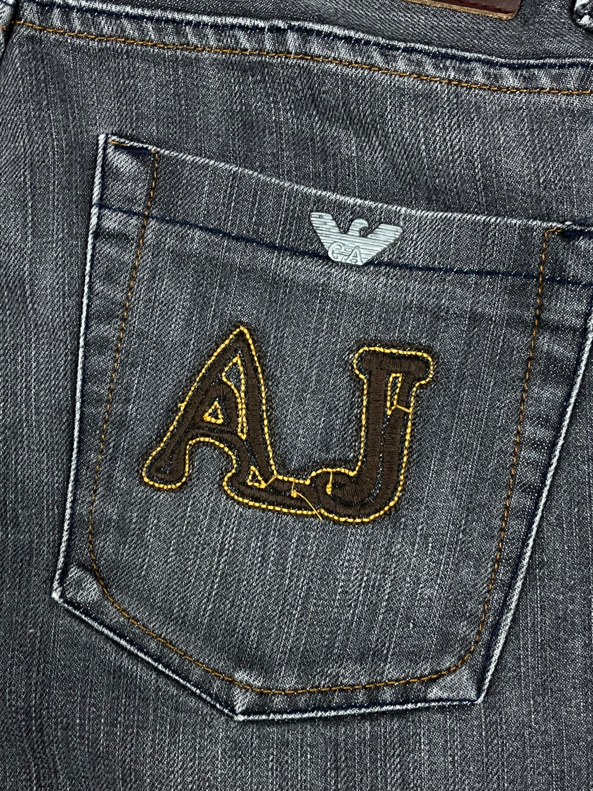 vintage Armani jeans {S}