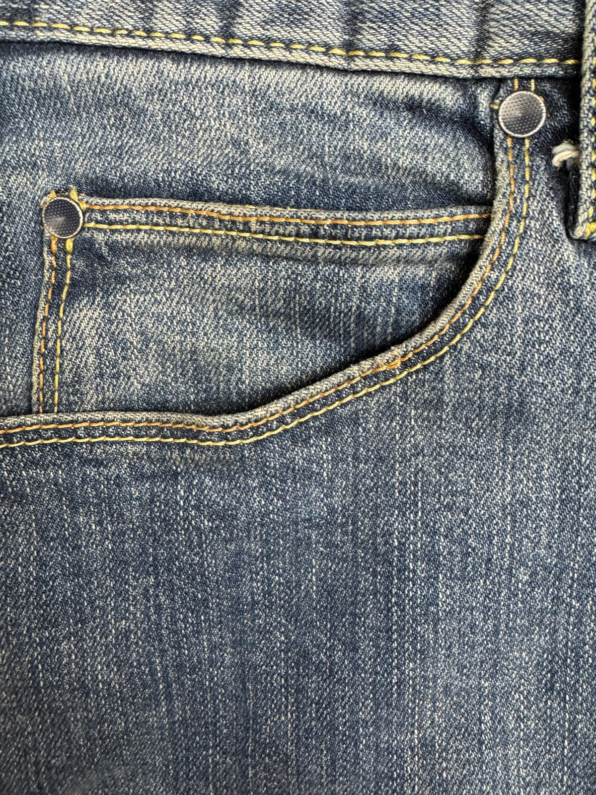 vintage Armani jeans {M}