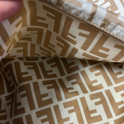 vintage Fendi messengerbag