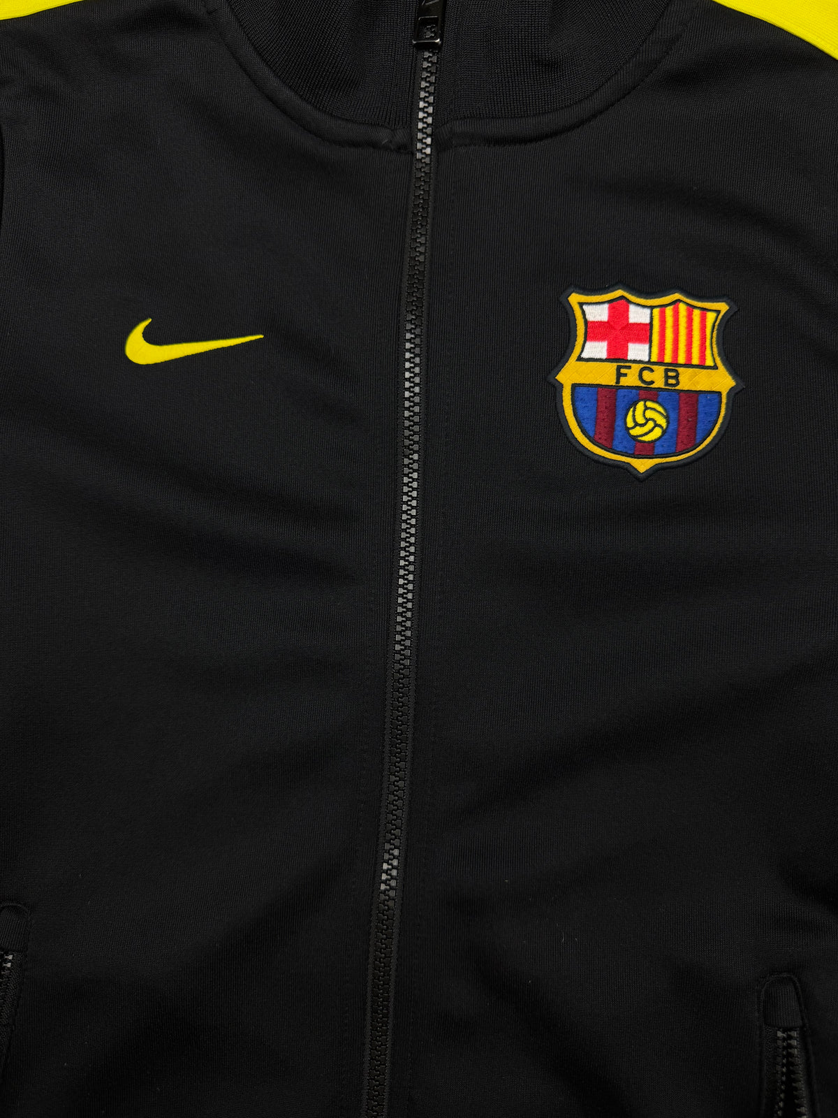vintage Nike Fc Barcelona trackjacket {XS}