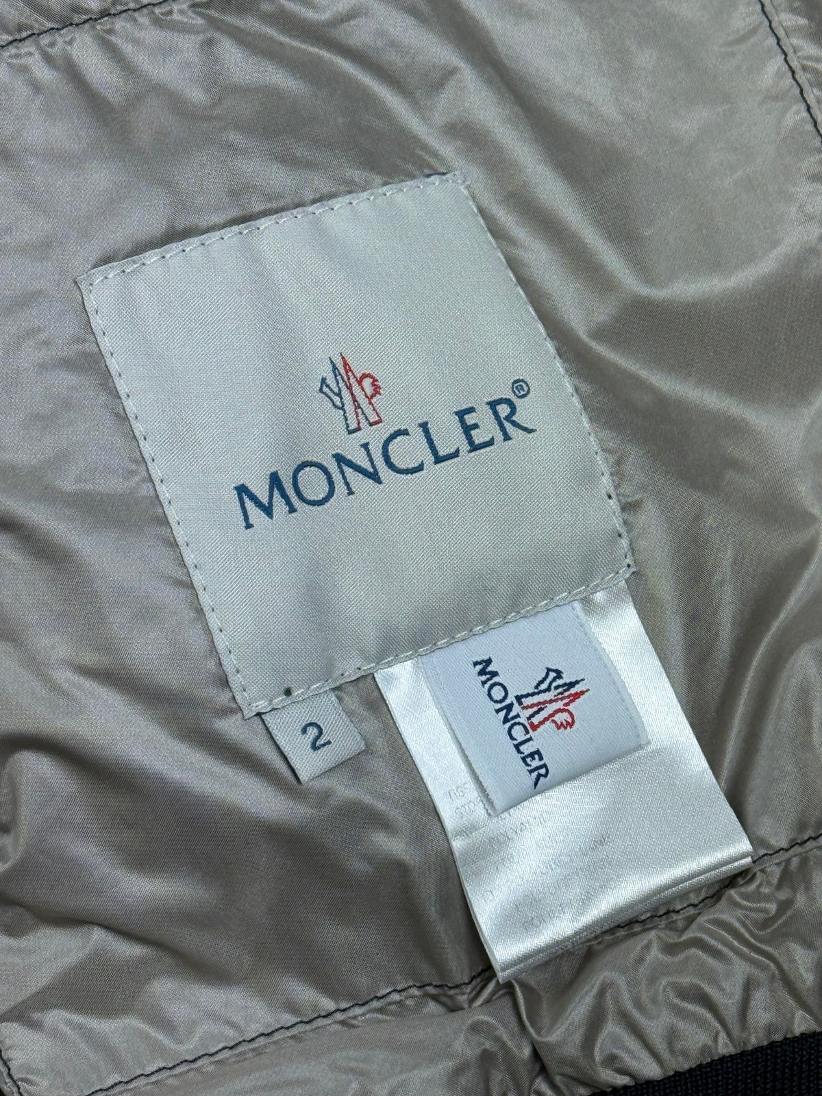 vintage Moncler windbreaker {S}