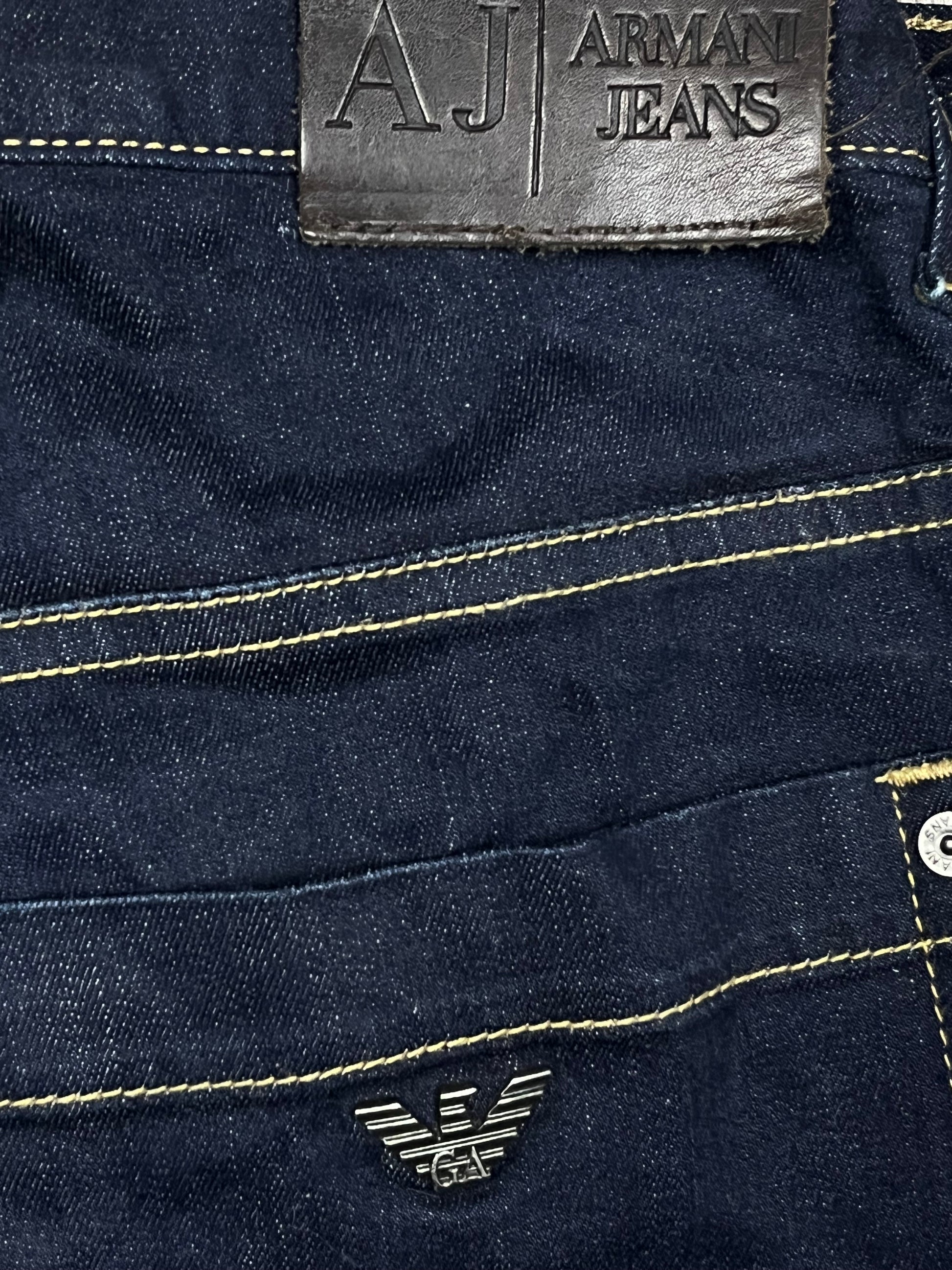 vintage Armani jeans {M}