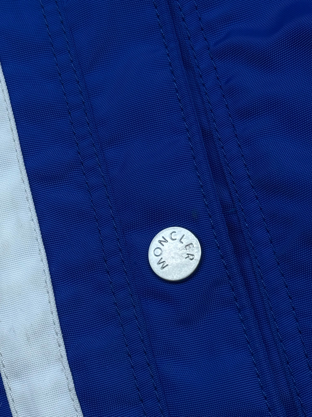 vintage Moncler windbreaker {L}