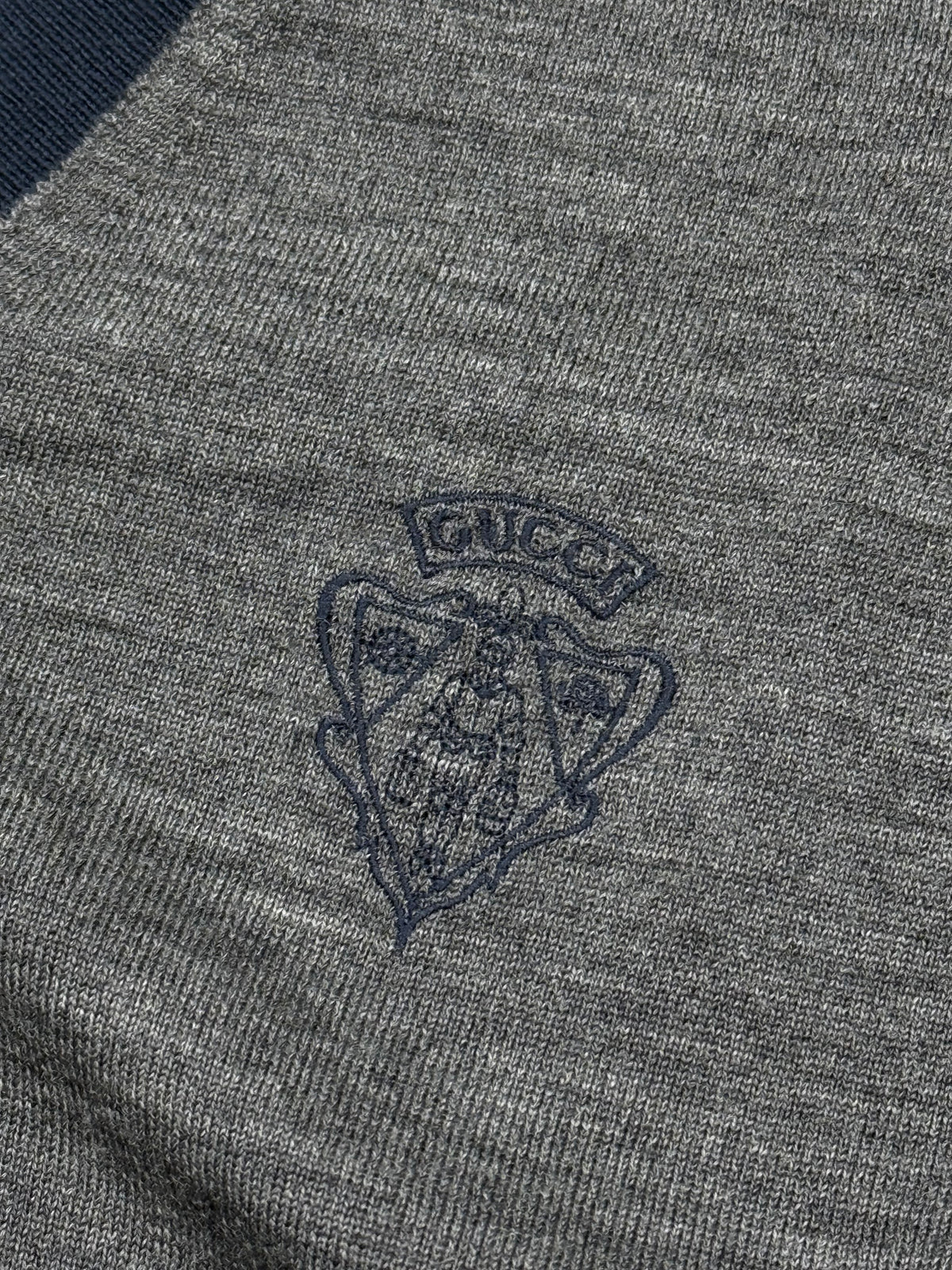 vintage Gucci longsleeve {M}
