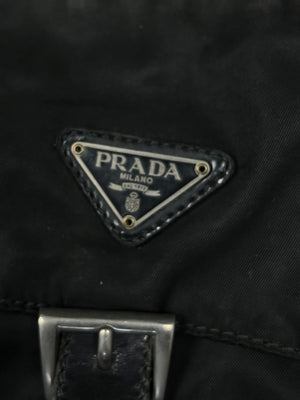 vintage Prada slingbag + cards