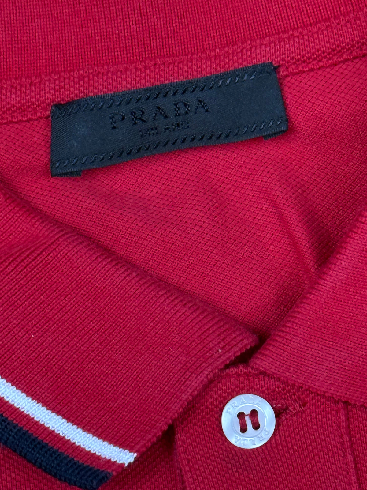 red Prada polo {L}