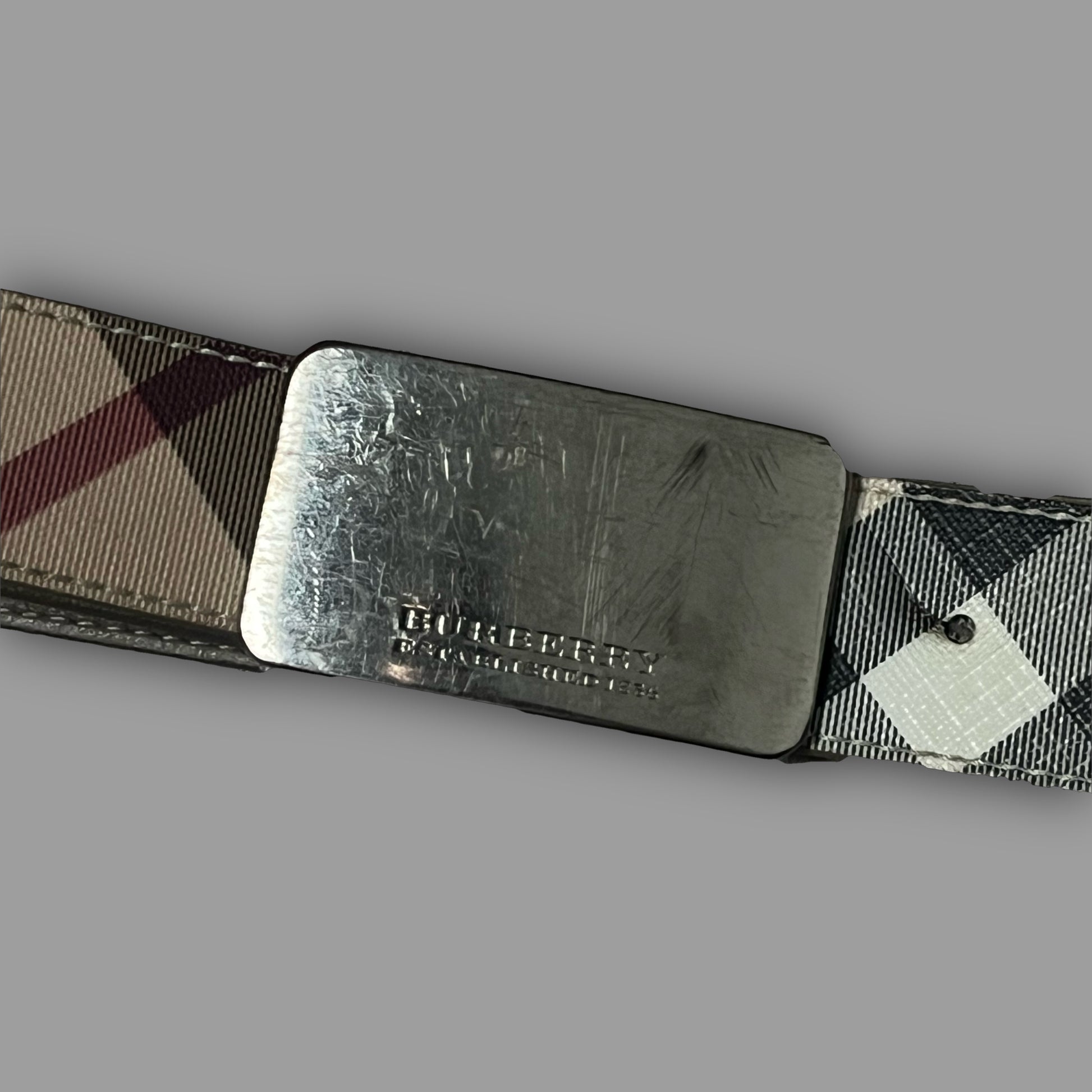 vintage Burberry belt