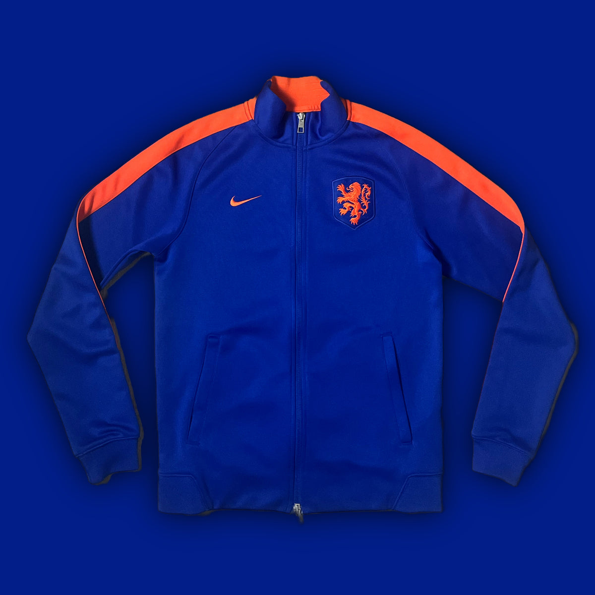vintage Nike Netherlands trackjacket {M}