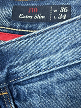 Load image into Gallery viewer, vintage Armani jeans {L}
