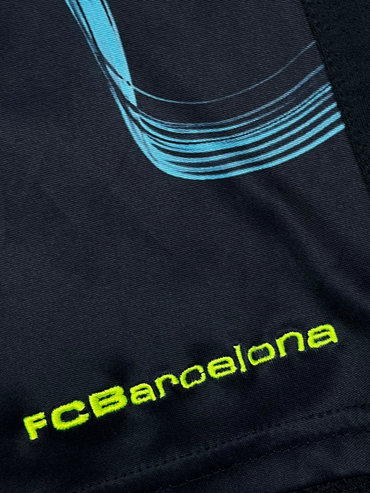 vintage Nike Fc Barcelona trainingjersey {S}