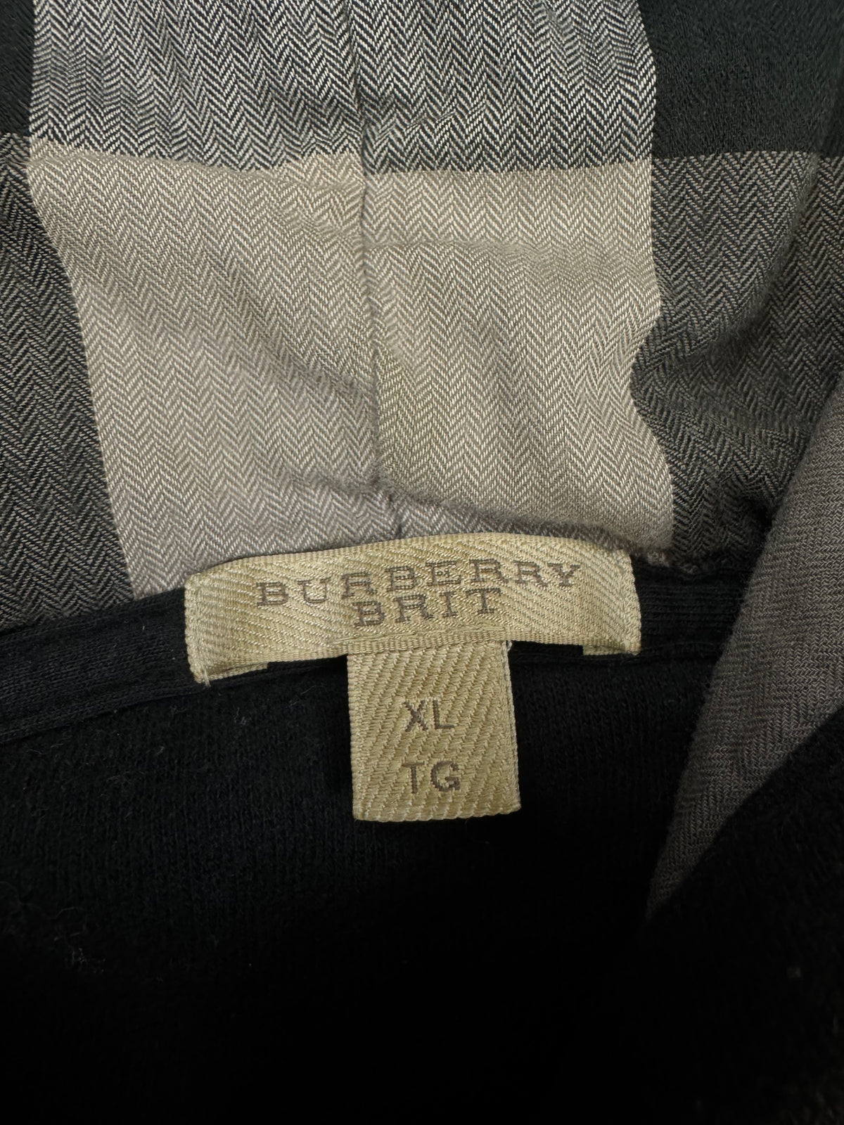 vintage Burberry sweatjacket {XL}