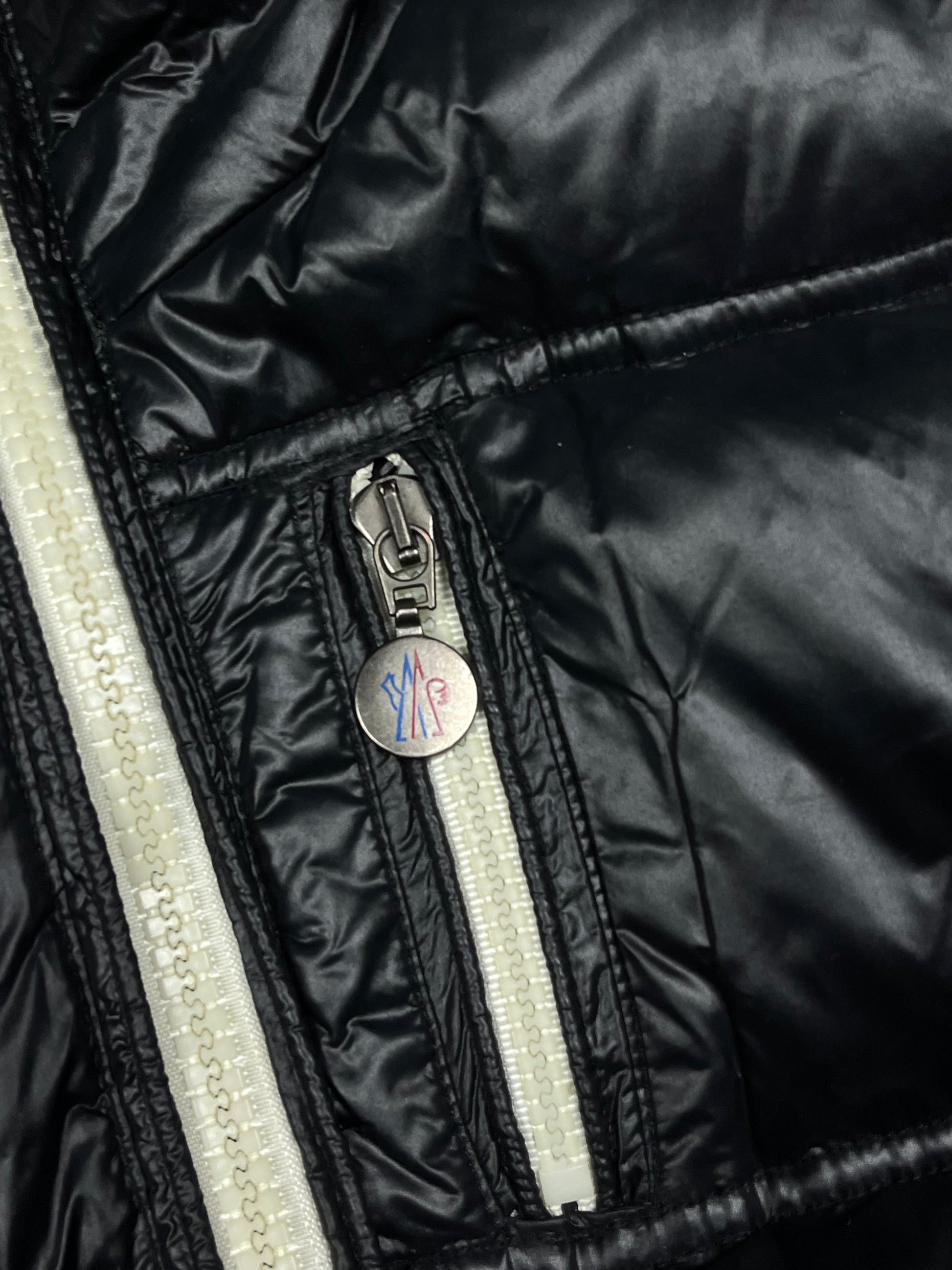 vintage Moncler winterjacket {M}