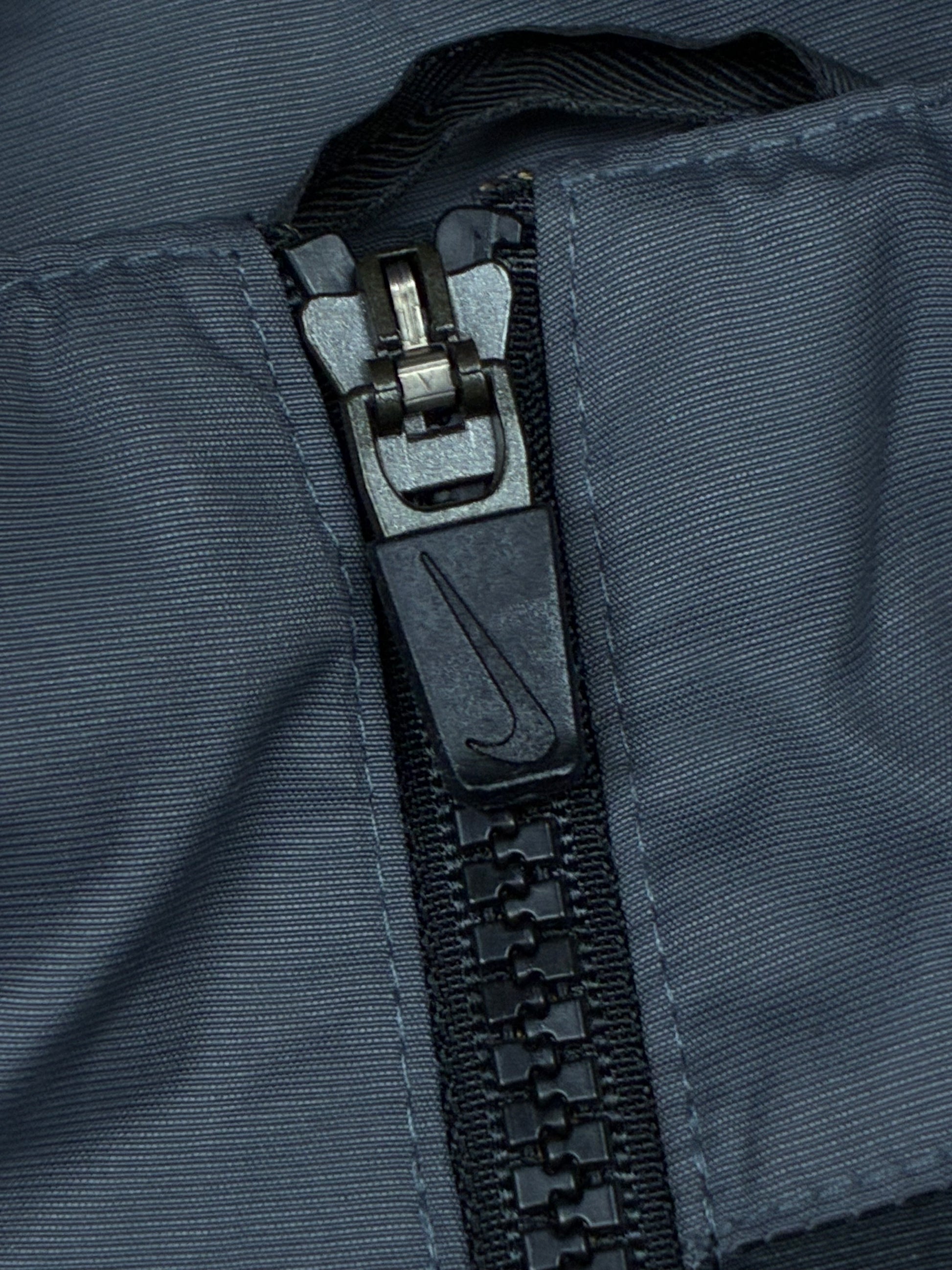 vintage Nike GOLF windbreaker {M}