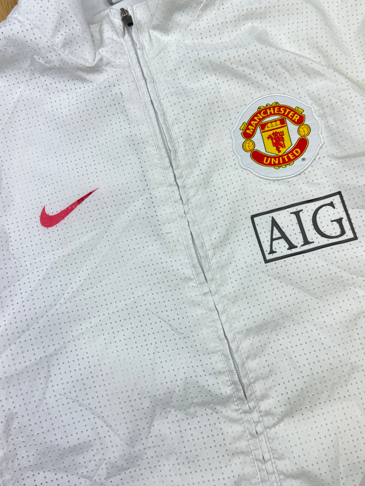 vintage Nike Manchester United windbreaker {XL}