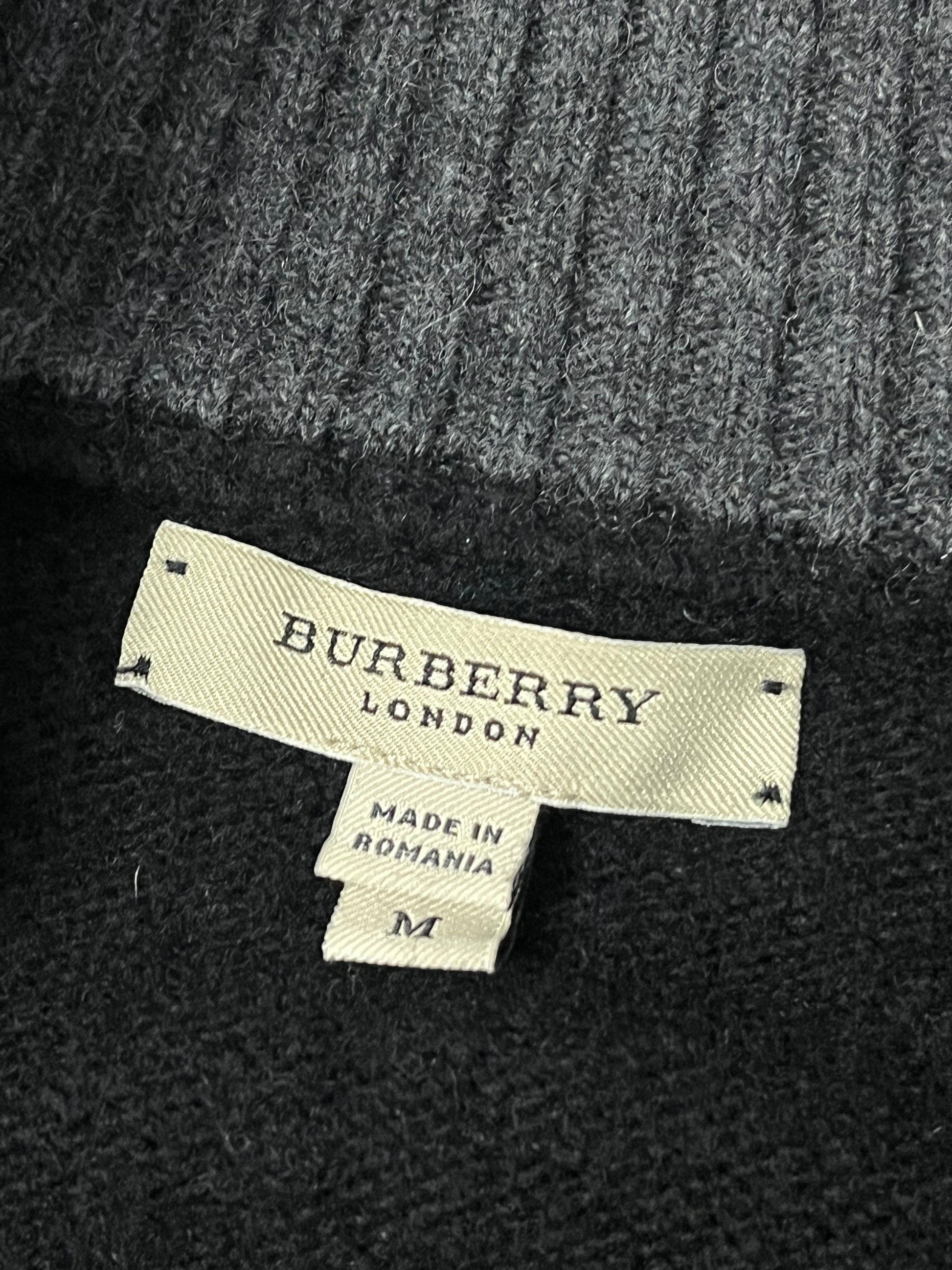 vintage Burberry halfzip {M}