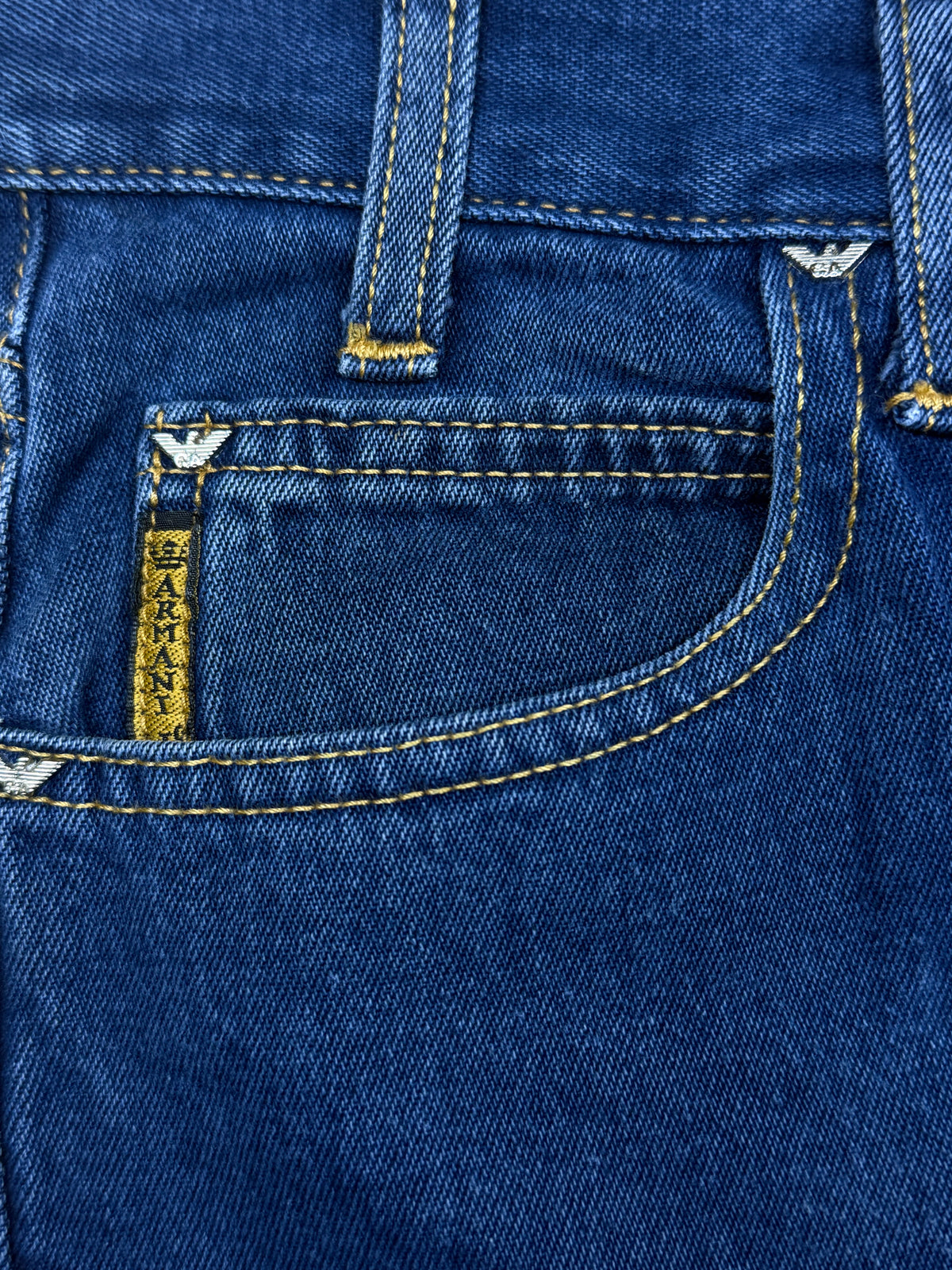 vintage Armani jeans {S}