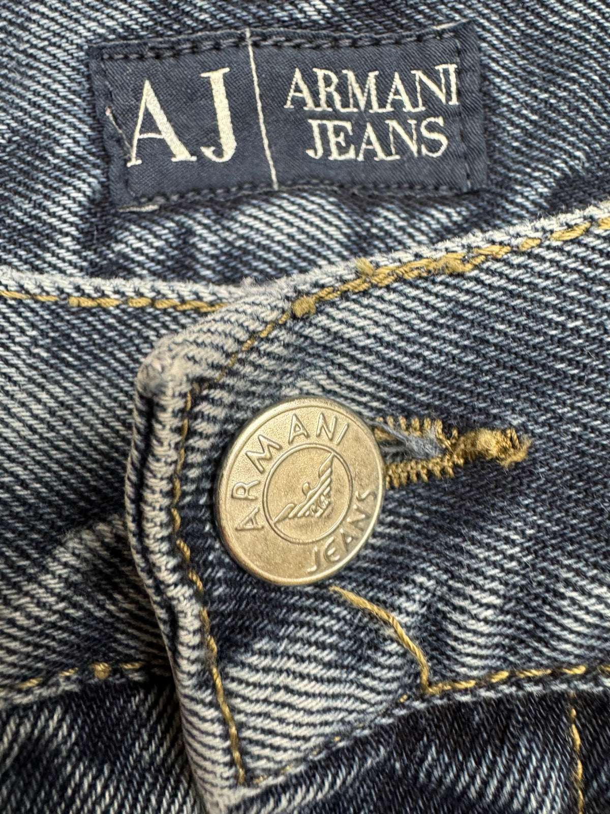 vintage Armani jeans {M}