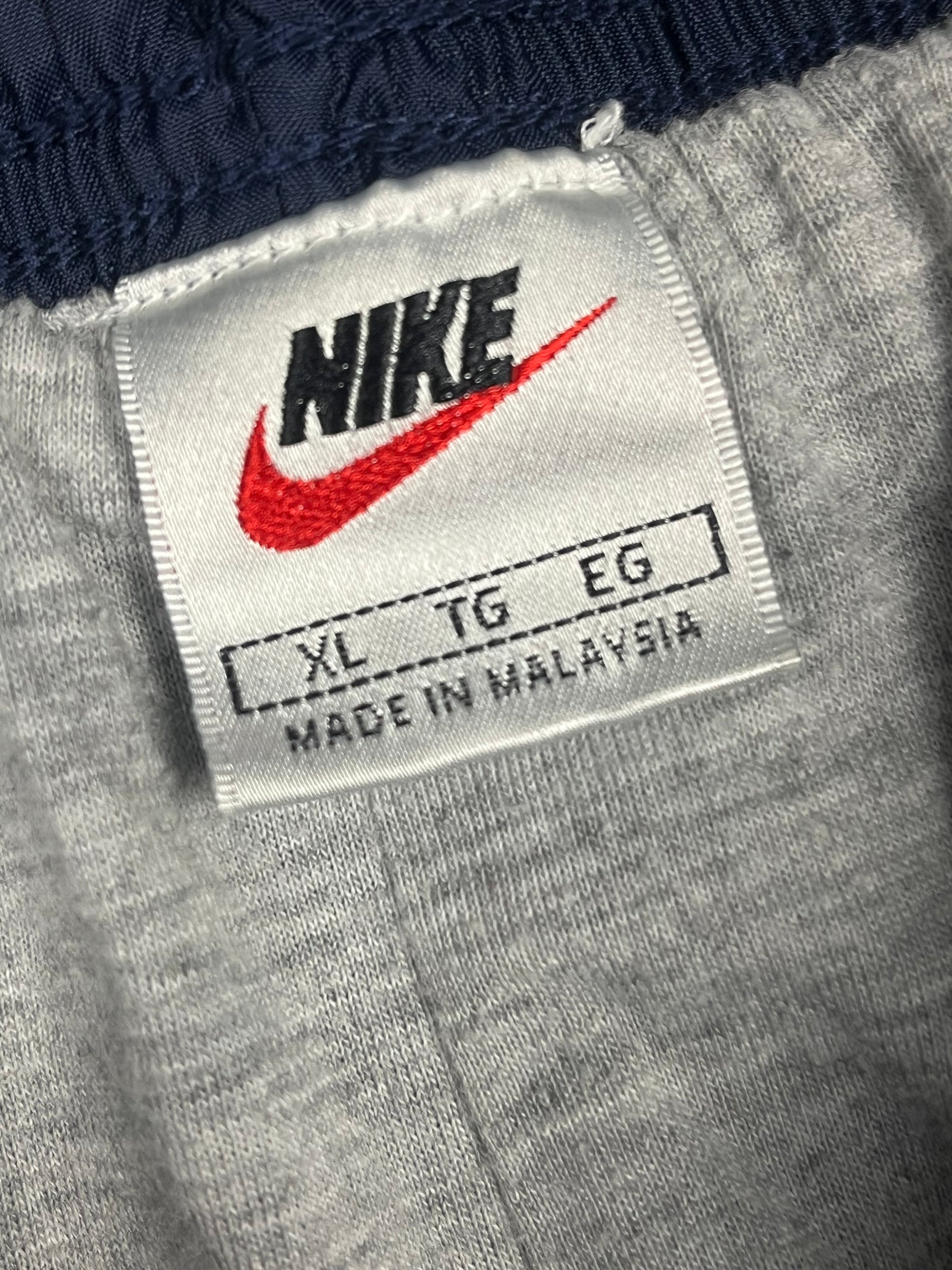 vintage Nike trackpants {XL}