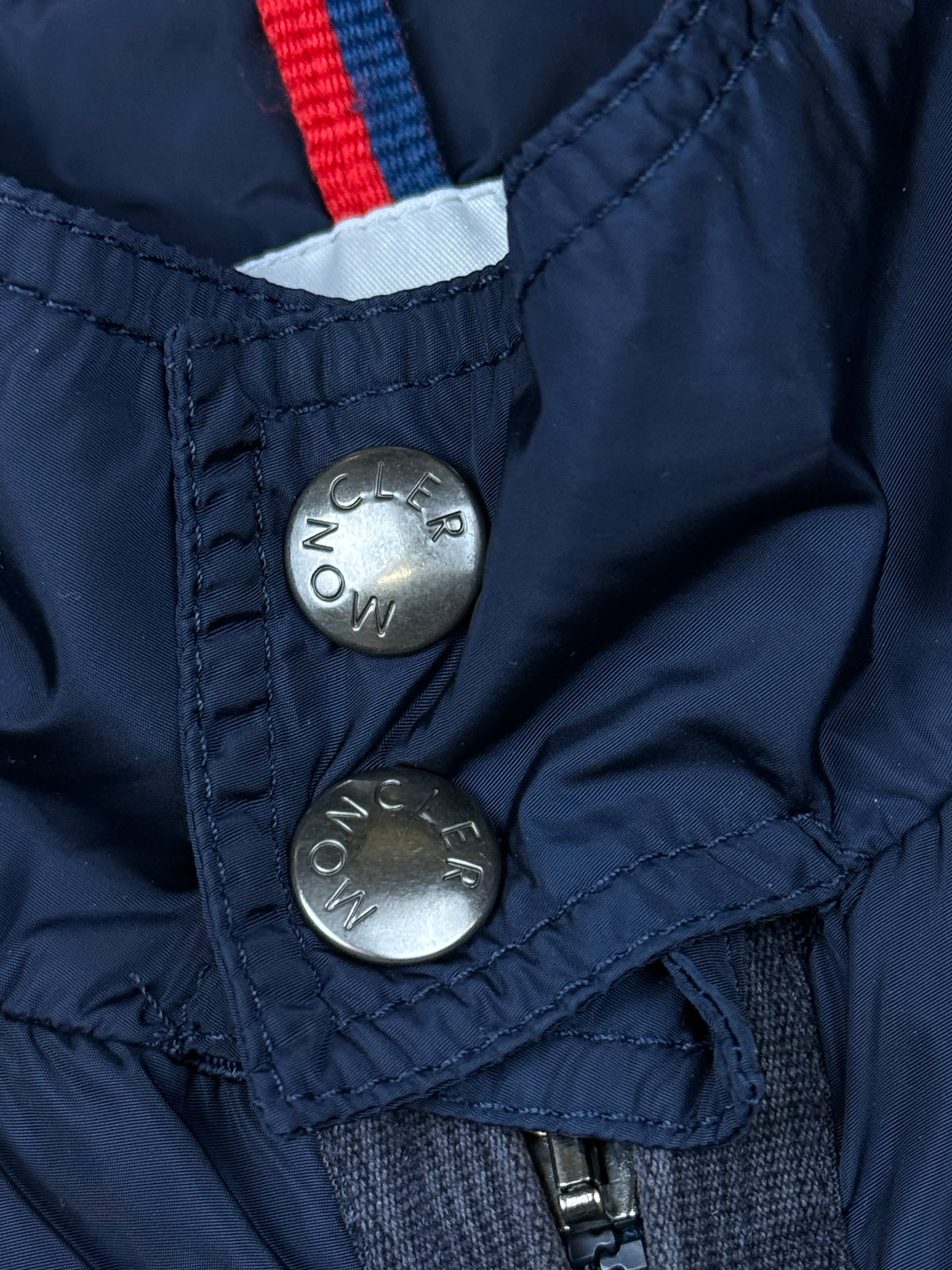 vintage Moncler windbreaker {M}