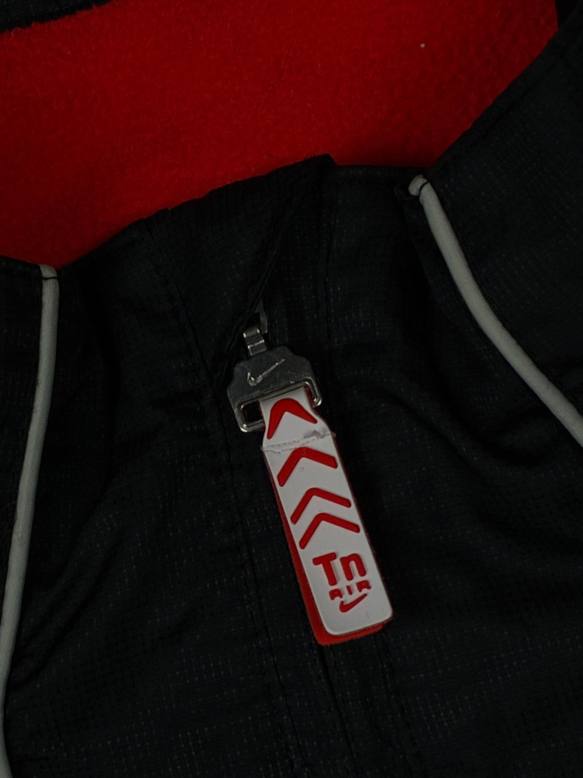 vintage Nike TN windbreaker {L}