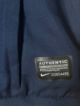 Carica l&#39;immagine nel visualizzatore di Gallery, vintage Nike Manchester City windbreaker {M}
