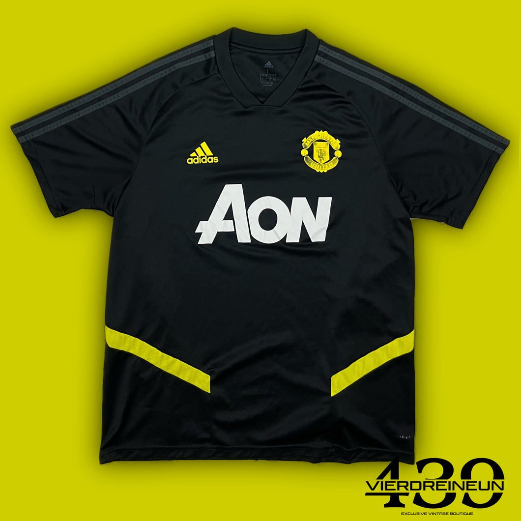 black Adidas Manchester United trainingjersey {L}