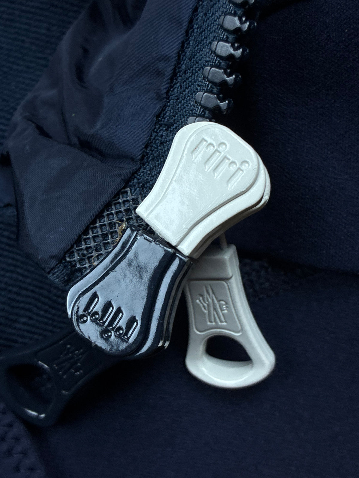 vintage Moncler sweatjacket {M}