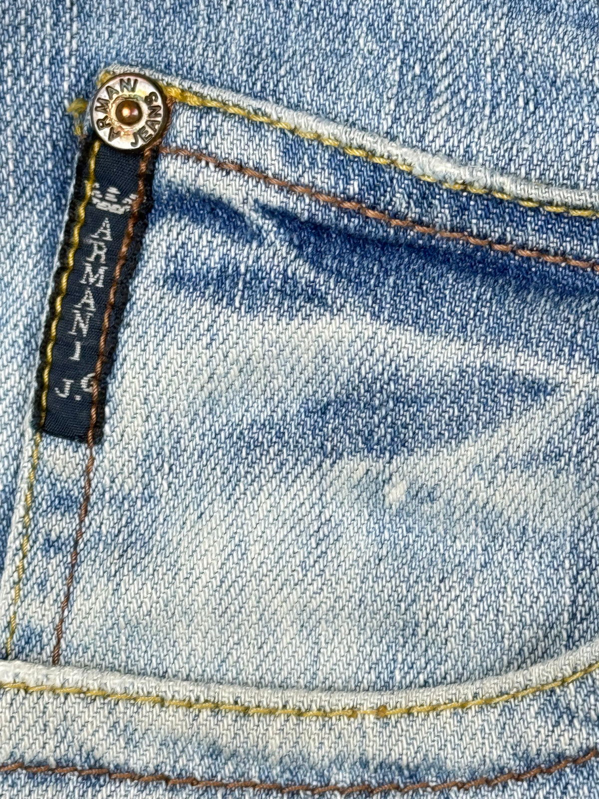 vintage Armani jeans {M}