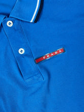 Carregar imagem no visualizador da galeria, vintage Prada polo {M}
