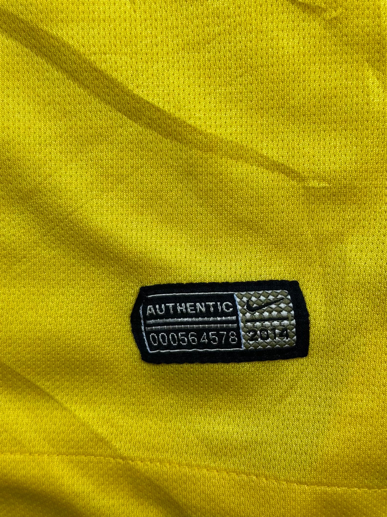 vintage Nike Brasil home jersey {M}
