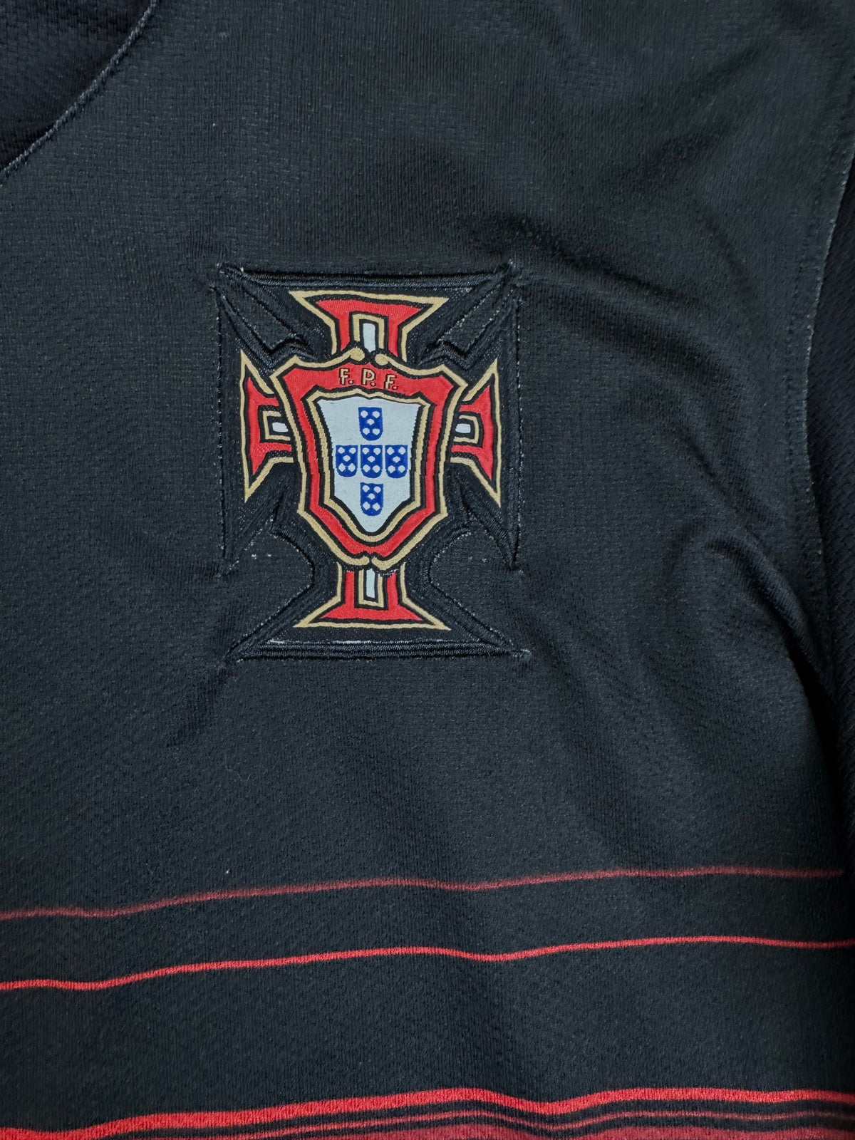 vintage Nike Portugal away jersey {M}