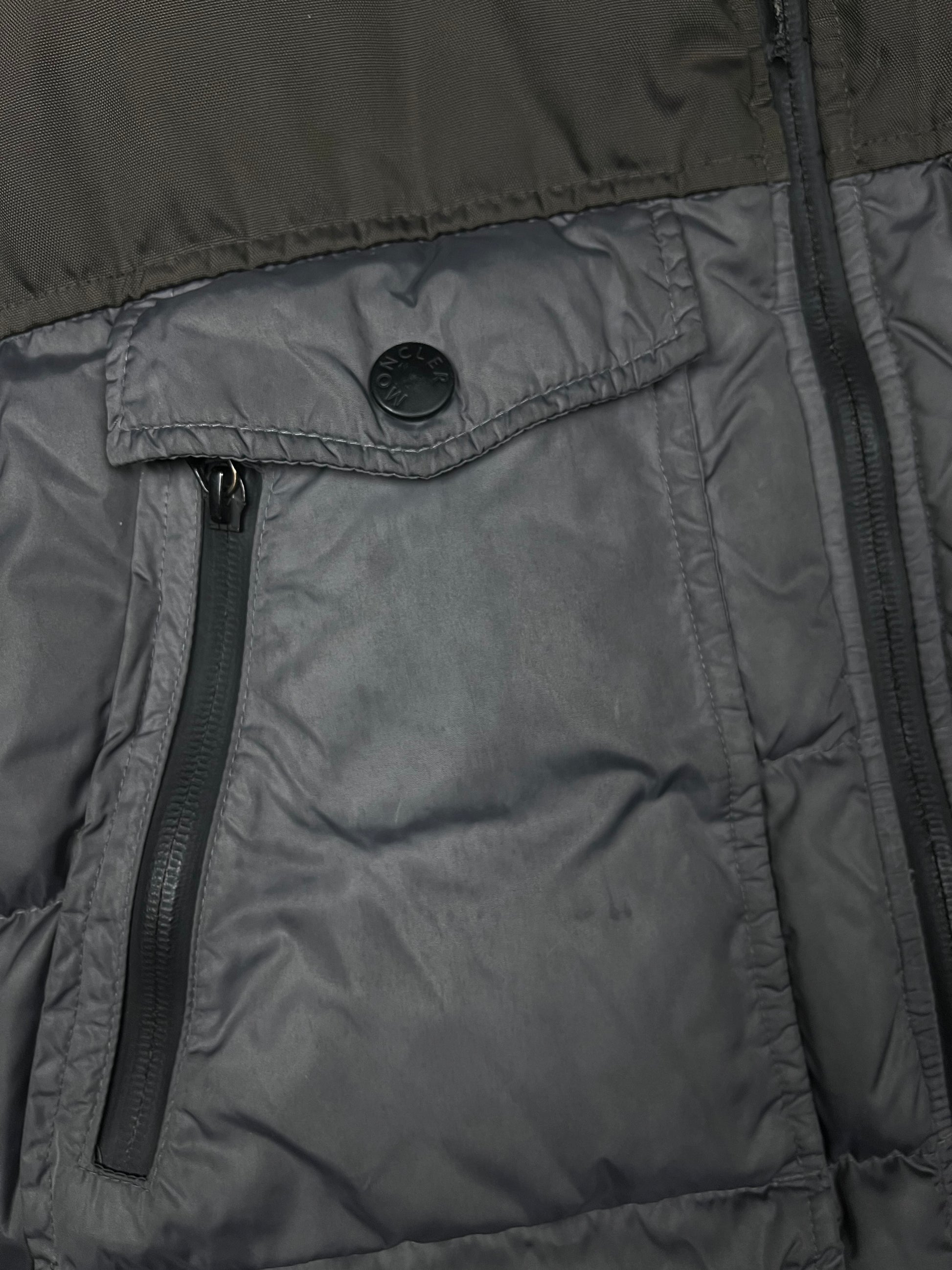 vintage Moncler vest {M}