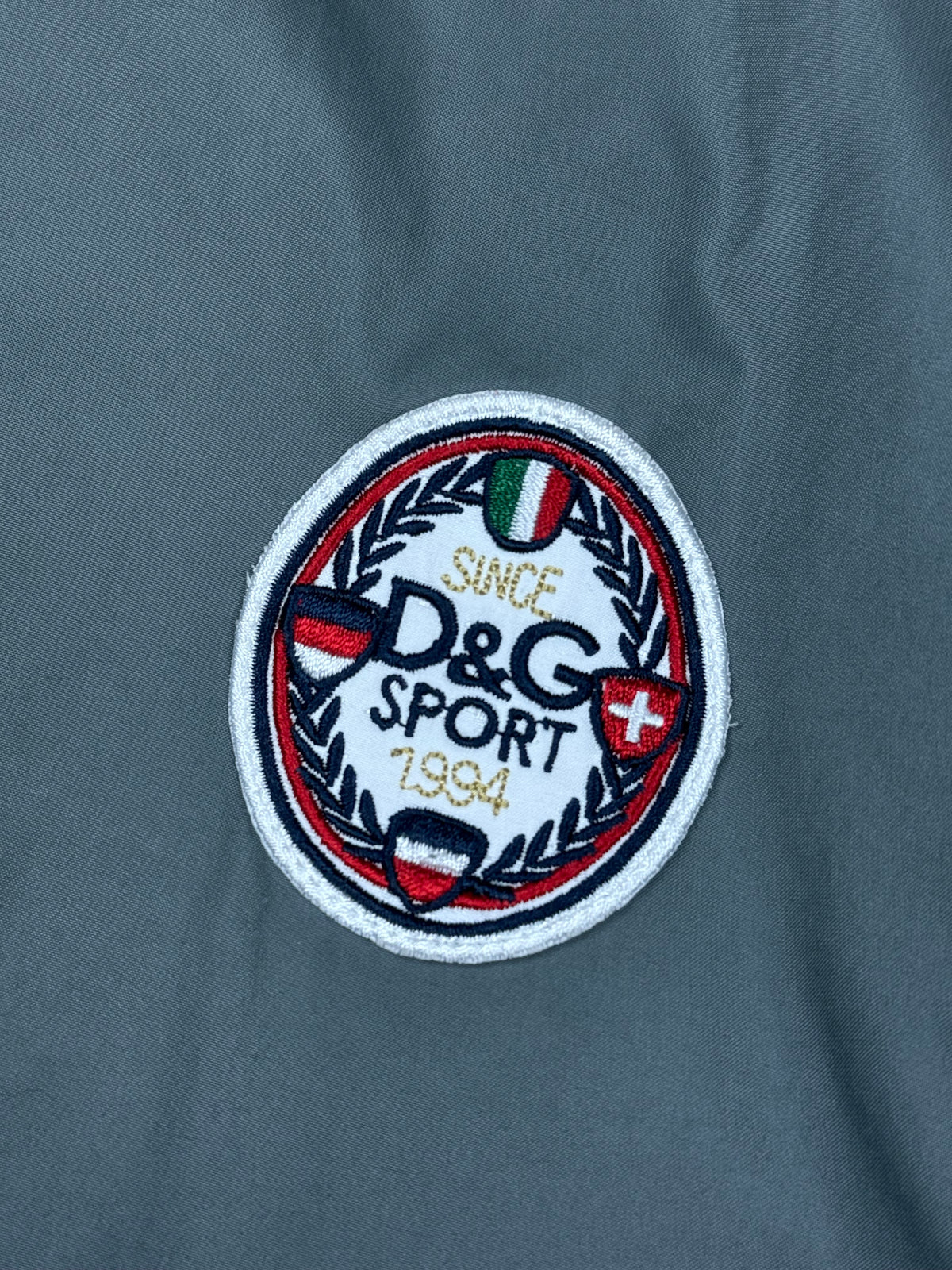 vintage Dolce & Gabbana windbreaker {M}