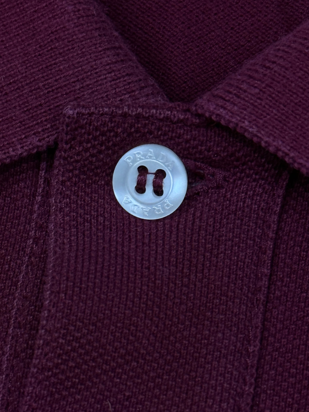 bordeaux Prada polo {XL}