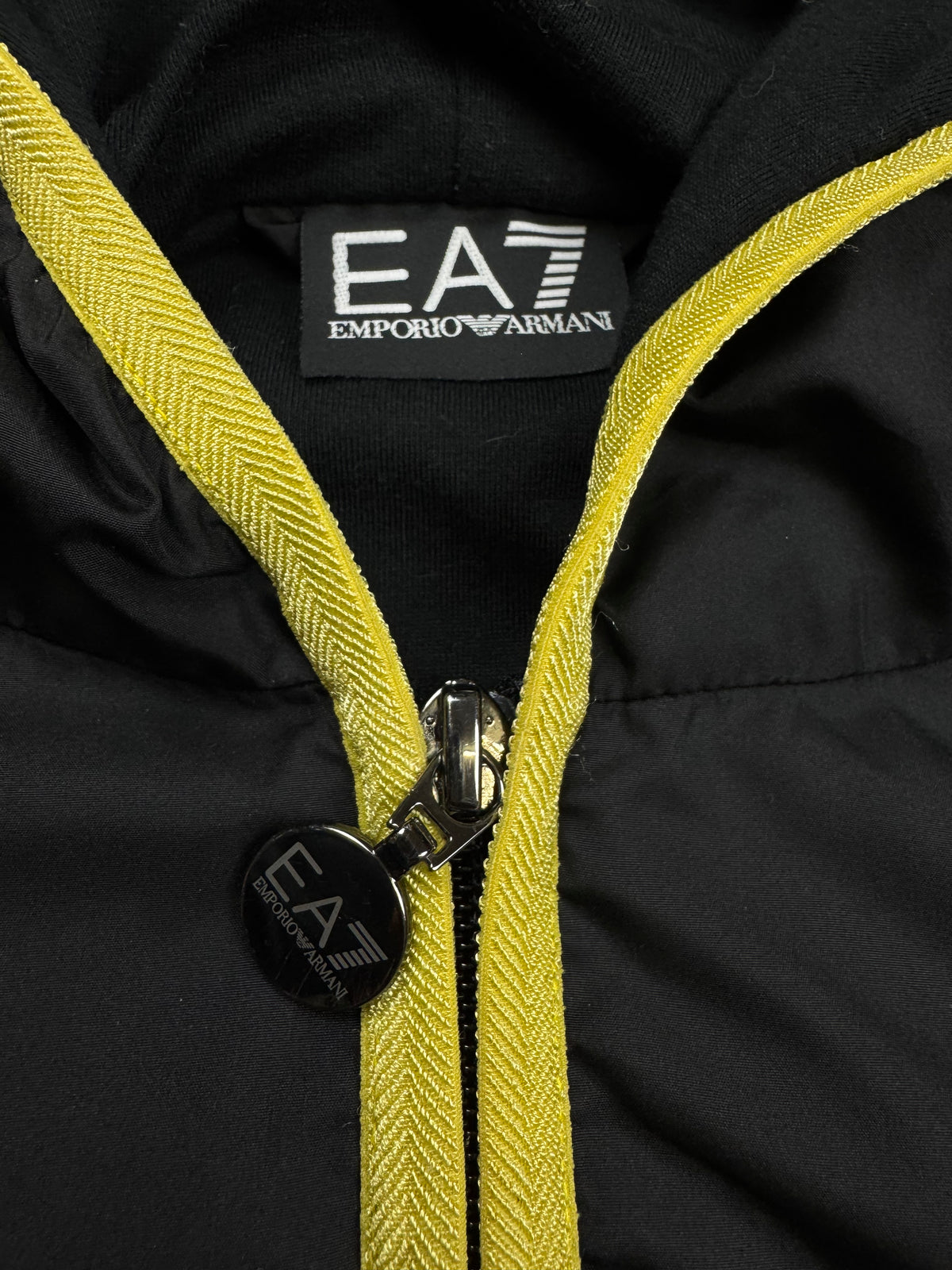 vintage Emporio Armani EA7 windbreaker {L}