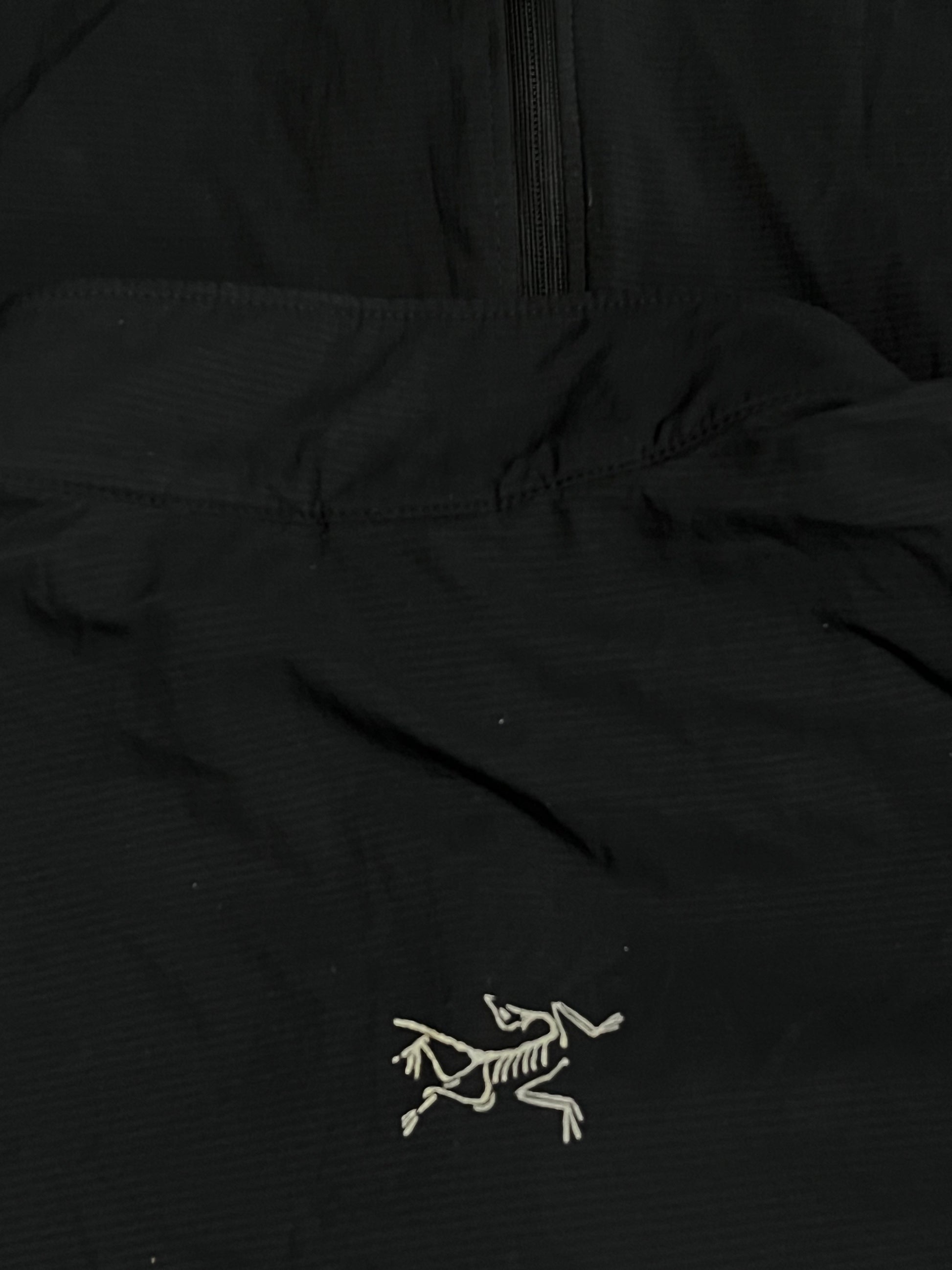 vintage Arcteryx windbreaker {M}